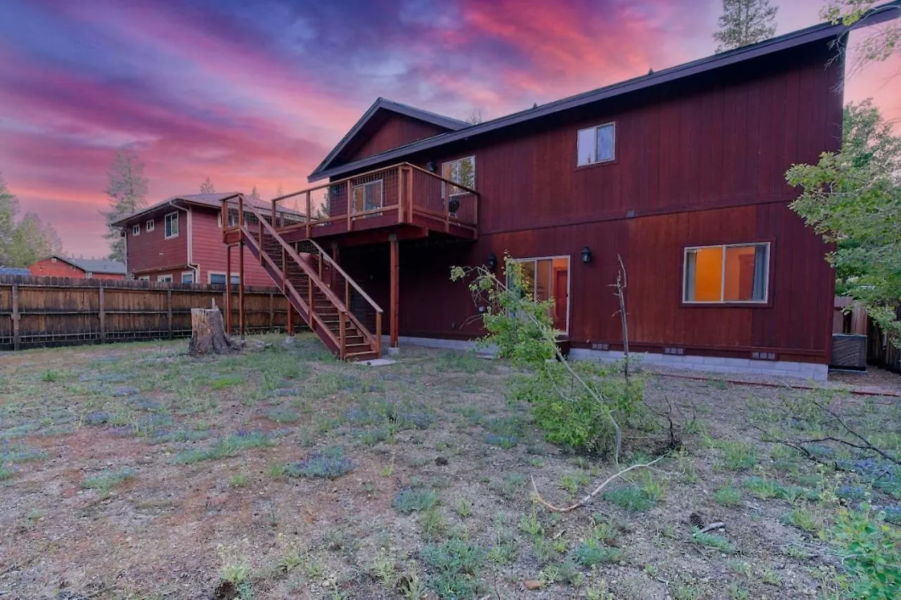 Chalet Lu - Modern Luxury 4 Bed 2.5 Bath Chalet By Lake Baron In サウス・レイクタホ 0*,